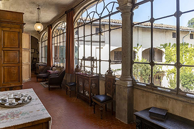 Fotografia dell'interno di un locale della Casa Macchi di Morazzone