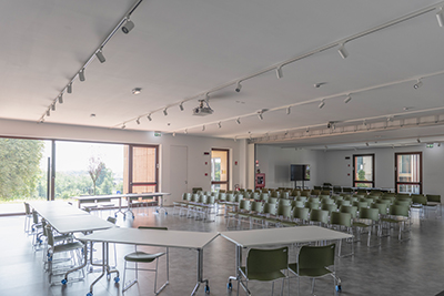 Fotografia dell'interno della Sala polivalente di Morazzone